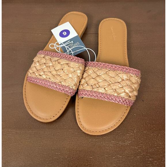 NWT Ladies Universal Thread Rose Dez Slide Sandals - Size 6 - Picture 1 of 2